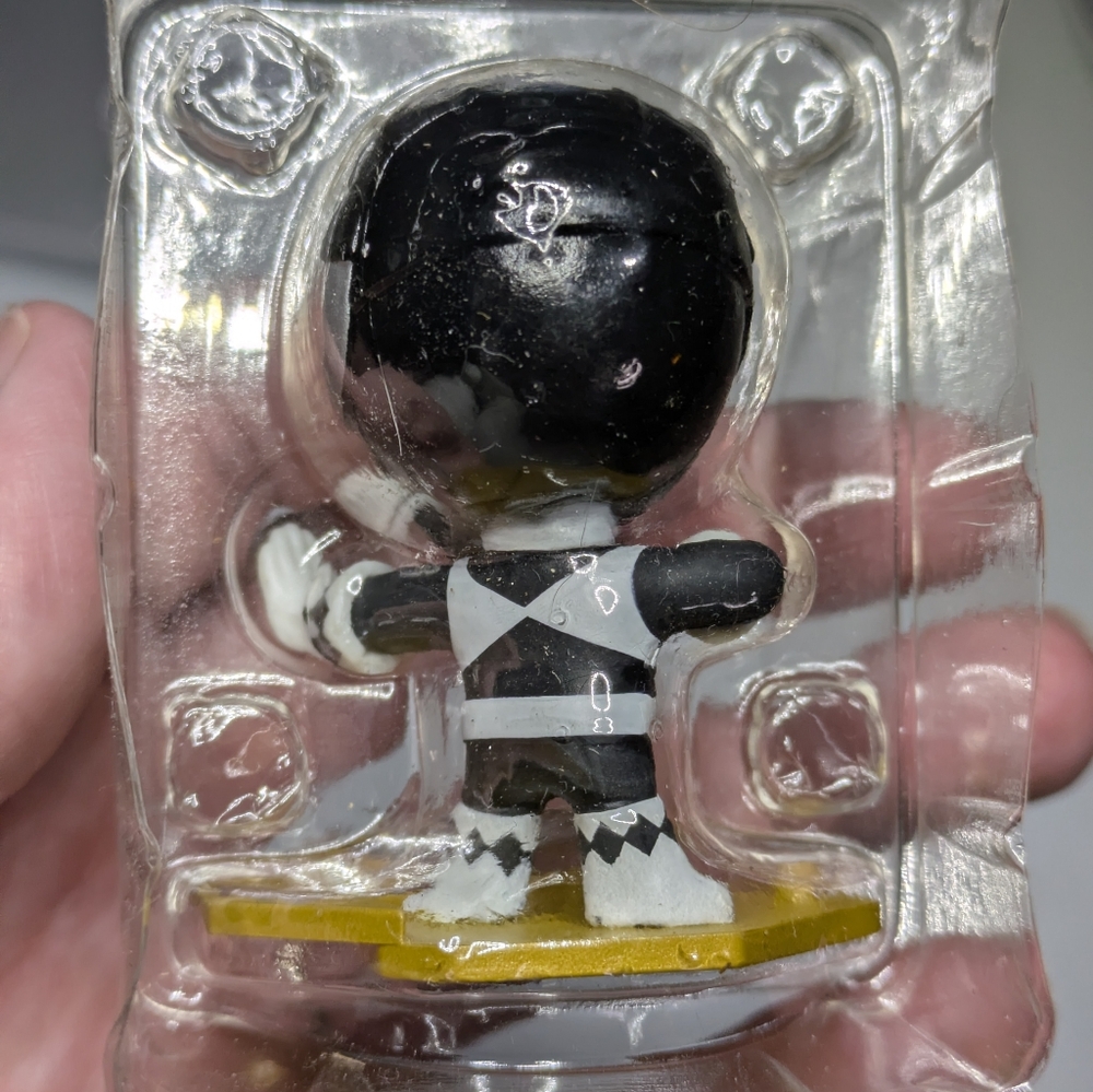 Loot Crate Black Power Ranger - Picture 3 of 3